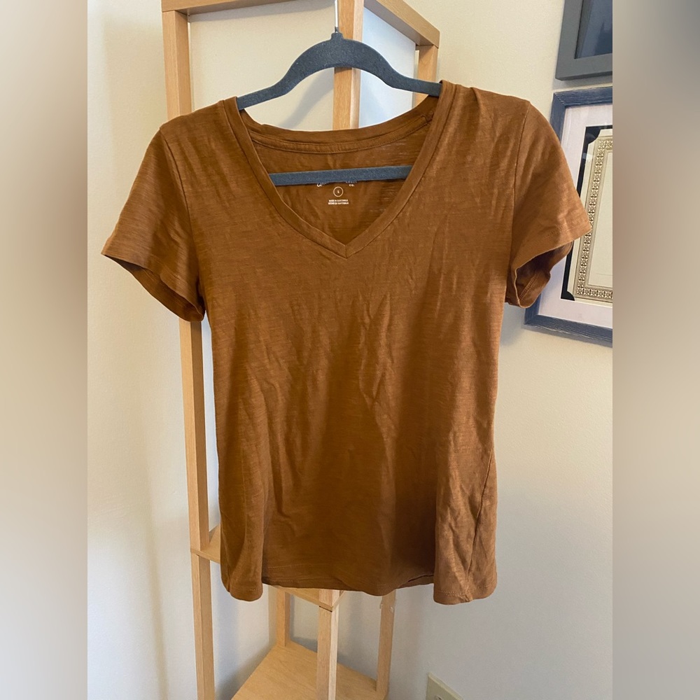 Universal Thread T Shirt